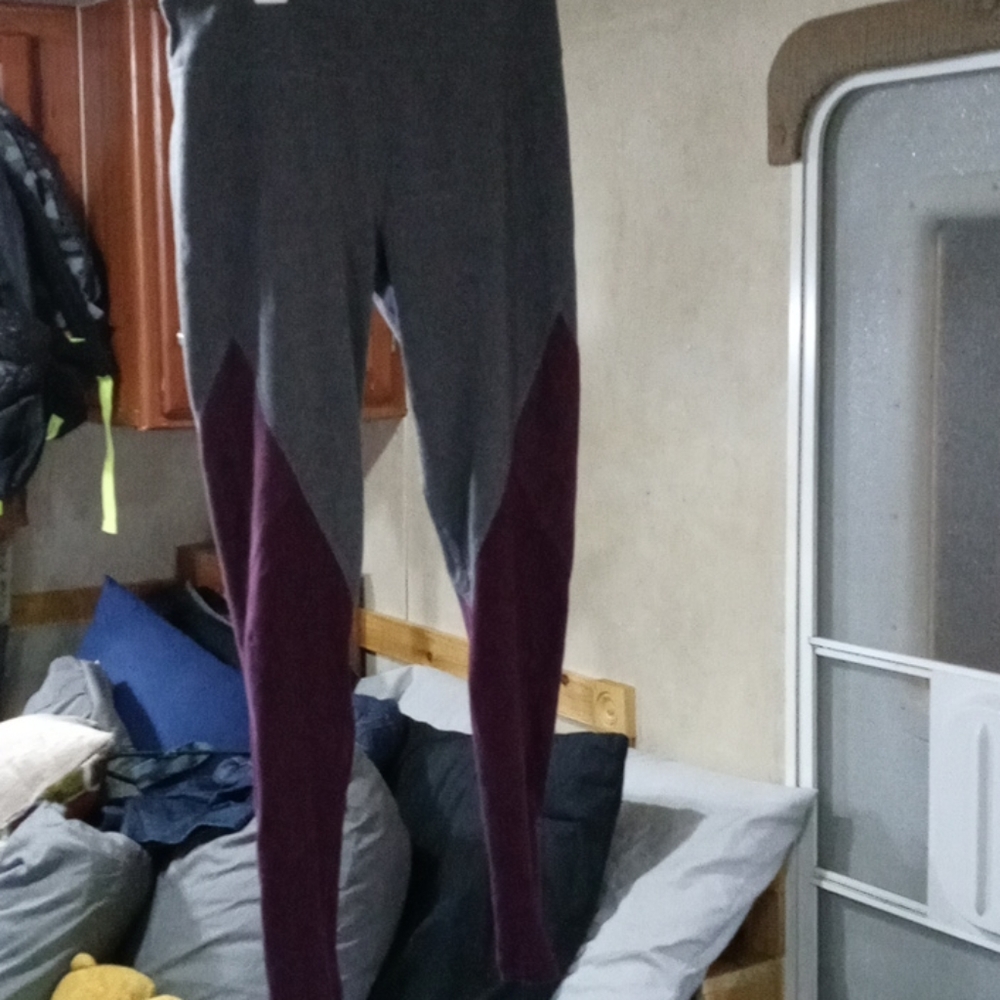 Athletic works womens M stretch pants